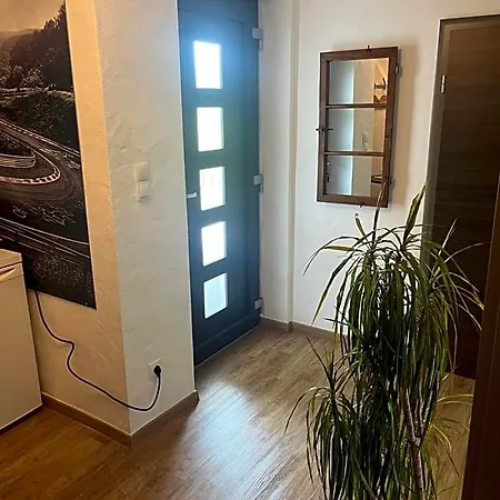 Gaestezimmer Melina Am Nuerburgring Bed & Breakfast Adenau